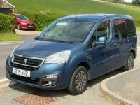 Used Peugeot Partner 2019 Blue MPV
