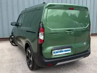 Used Ford Courier Active 125 HP (91 kW) 2024 Green MPV
