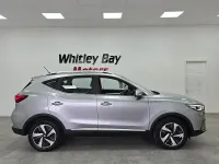 Używany MG ZS Trophy 130 kW (177 KM) 2022 Srebrny Sedan/Limuzyna