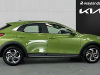 Usado Kia XCeed 2025 Verde SUV