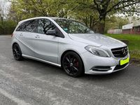 Usado Mercedes B200 136 HP (100 kW) 2014 Prateado Monovolume