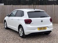 Used VW Polo SE 95 HP (69 kW) 2019 White Hatchback