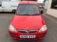 Used Vauxhall Combo 75 HP (55 kW) 2010 Red MPV