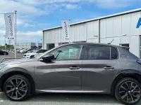 Used Peugeot 208 Premium 102 HP (75 kW) 2022 Hatchback