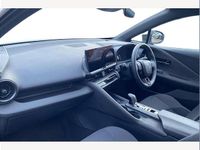 Used Toyota C-HR Design 140 HP (102 kW) 2024 White SUV