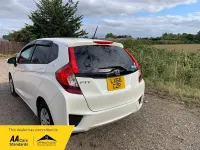 Begagnad Honda Jazz 102 HK (75 kW) 2016 Vit Halvkombi