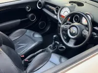 Used Mini Cooper Cabriolet 122 HP (89 kW) 2011 White Cabriolet