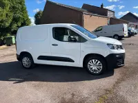 Used Peugeot Partner 2021 White MPV