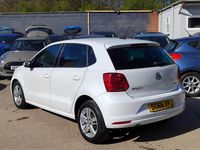 Used VW Polo Match 59 HP (43 kW) 2016 White Hatchback