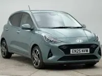 Usado Hyundai i10 Premium 79 HP (58 kW) 2025 Verde Citadino