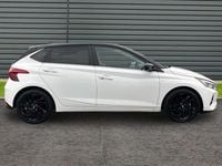 Used Hyundai i20 Ultimate 100 HP (73 kW) 2021 White Hatchback
