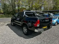 Used Toyota HiLux 150 HP (110 kW) 2020 Black Pickup