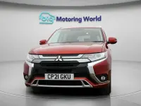 Usado Mitsubishi Outlander P-HEV 224 HP (164 kW) 2021 Vermelho SUV