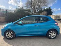 Used Peugeot 208 Active 70 HP (51 kW) 2013 Blue Hatchback