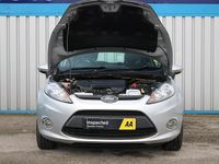 Used Ford Fiesta 70 HP (51 kW) 2012 Silver Hatchback
