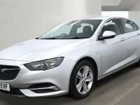 Używany Vauxhall Insignia Sport 110 KM (80 kW) 2019 Srebrny Hatchback