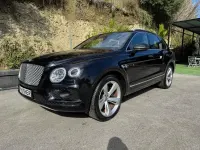 Used Bentley Bentayga Mulliner 608 HP (447 kW) 2017 Black SUV