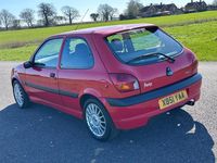 Used Ford Fiesta Zetec 2001 Red Hatchback