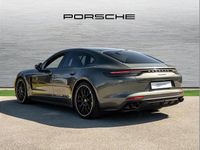 Usado Porsche Panamera Platinum Edition 456 HP (335 kW) 2023 Verde Citadino