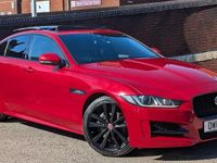 Begagnad Jaguar XE R-Sport 180 HK (132 kW) 2016 Röd Sedan