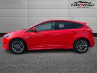 Used Ford Focus ST-Line 140 HP (102 kW) 2018 Red Hatchback