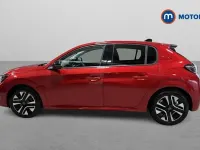Używany Peugeot 208 Allure 101 KM (74 kW) 2025 Czerwony Hatchback