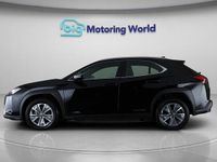Usado Lexus UX 300e 150 kW (204 HP) 2023 SUV