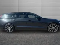 Usado Volvo V60 Momentum 190 CV (139 kW) 2019 Gris Familiar