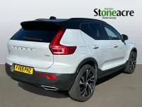 Used Volvo XC40 R-Design 190 HP (139 kW) 2019 Silver SUV