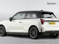 New Mini Cooper Hatch 133 kW (181 HP) 2025 White Hatchback