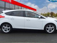 Używany Ford Focus Titanium 120 KM (88 kW) 2017 Biały Hatchback