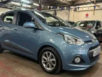 Used Hyundai i10 Premium 67 HP (49 kW) 2015 Blue Hatchback