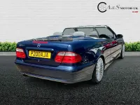 Used Mercedes CLK320 Elegance 218 HP (160 kW) 2000 Blue Cabriolet