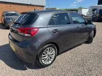 Used Kia Rio 99 HP (72 kW) 2017 Grey Hatchback