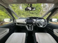 Used Nissan Serena 2017 Beige MPV