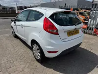 Used Ford Fiesta Zetec 2010 White Hatchback