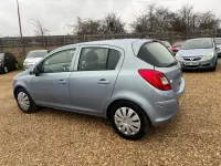Usado Vauxhall Corsa Club 89 HP (65 kW) 2008 Azul Citadino