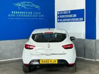 Używany Renault Clio IV Dynamique 89 KM (65 kW) 2016 Biały Hatchback