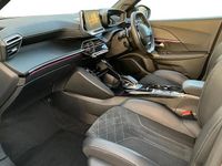 Used Peugeot 2008 Premium 155 HP (114 kW) 2021 White SUV