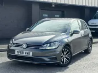 Begagnad VW Golf VII SE 2018 Grå Halvkombi