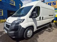 Used Peugeot Boxer 140 HP (102 kW) 2020 White Van