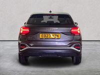 Begagnad Audi Q2 S-Line 150 HK (110 kW) 2023 Grå SUV