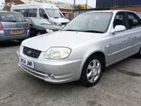 Used Hyundai Accent 2005 Silver Hatchback