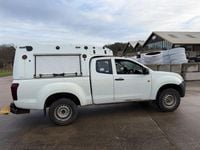 Used Isuzu D-Max 2017 White Pickup