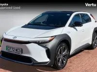 Used Toyota bZ4X Edition 160 kW (218 HP) 2022 White SUV