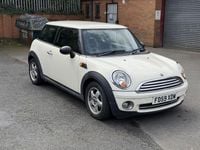 Used Mini ONE Hatch 95 HP (69 kW) 2010 White Hatchback