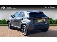 Used Toyota Yaris Cross Design 113 HP (83 kW) 2025 Grey SUV