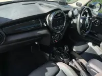 Usado Mini Cooper Hatch 136 CV (100 kW) 2018 Blanco Utilitario