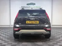 Używany Kia Niro 139 KM (102 kW) 2022 Czarny SUV