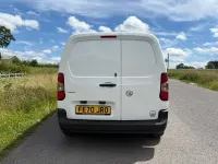 Used Vauxhall Combo Edition 100 HP (73 kW) 2020 White MPV